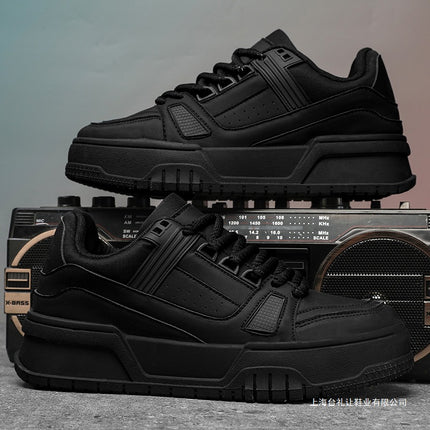 Black Warrior Men's Shoes 2025 New Autumn Casual Sneakers for Kitchen Work Thick-Soled Sports Chef Loafers for Summer