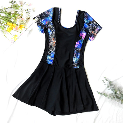 Fashionable Plus-Size Swimsuit for Women, Conservative Skirt-Style One-Piece, Simple Hot Spring Bathing Suit, Covers the Body and Looks Slimming, Wholesale Swimwear for Middle-Aged and Elderly Women