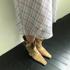 Khaki color / 35