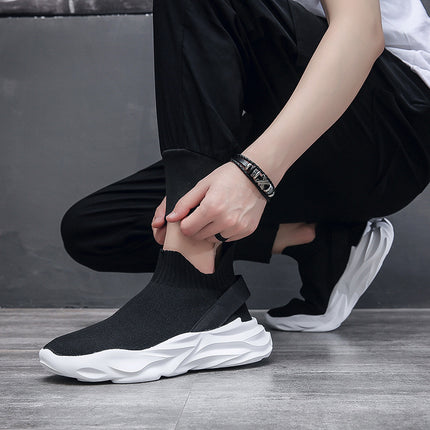 2023 New Socks Sole Light Men's Breathable Flying Woven Sports Shoes Fashion Trendy Shoes Street All-match European Shake Fast Generation