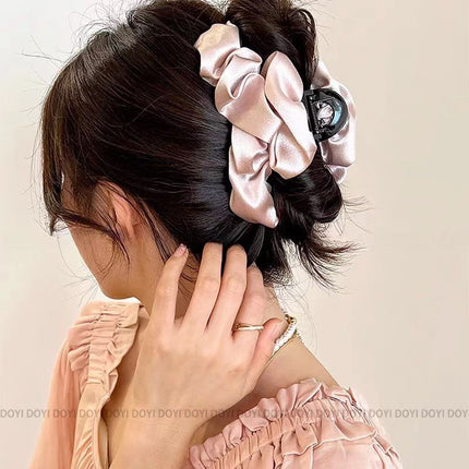 French fabric shark clip hair accessories show hair cloud fold grip clip temperament fashion back of the head hair clip wholesale