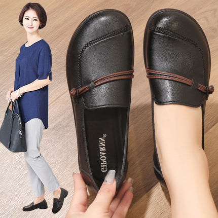 Mom's Shoes for Middle-Aged and Elderly Women, Spring and Autumn Soft-Soled Flat Shoes, Comfortable Leather Shoes for Seniors, 2026 New Model, Non-Slip Single Shoes