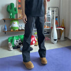 Black [velvet] / M