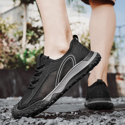 Men's shoes summer 2025 men's net shoes thin mesh casual board shoes men's outdoor light sports shoes wholesale