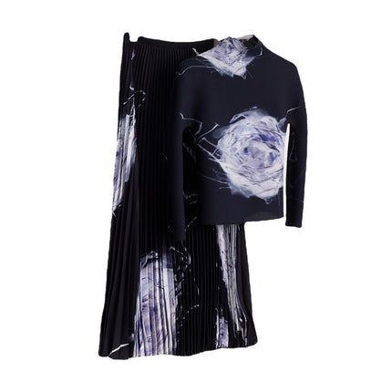 Hot-Selling Pleated Printed Two-Piece Set, Feminine Long-Sleeved T-Shirt, Drapedy Skirt, Versatile Suit, Complete Set