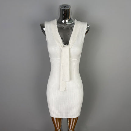 South Korea's Dongdaemun Slimming Look, Sexy and Feminine Figure-Showing Ribbon Sleeveless Hip-Covering Knitted Dress