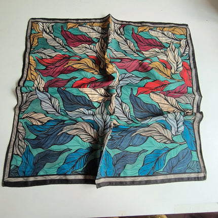 Color Picasso line fashion Joker silk wool autumn and winter scarf scarf shawl 65*65 double-sided printed square scarf