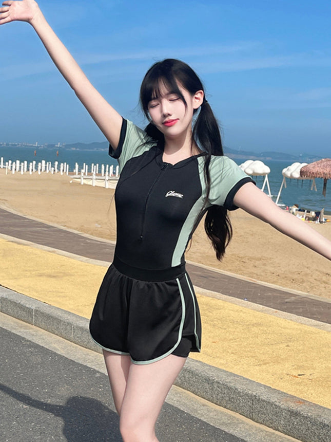 One-Piece Swimsuit for Women 2025 New High-End Student Swimming Pool Special Covering the Flesh and Slimming Look Square-Angle Hot Spring Bathing