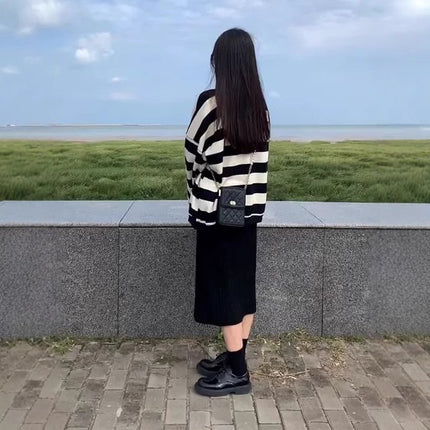 Spring and Autumn Women's Hong Kong-style Slimming Loose Striped Sweat Half-length Skirt Wear a Complete Set of Korean-style Two-piece Suit