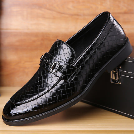 2024 Summer New Men's Shoes Shrimp Skin Simple Fashion Lightweight Soft Bottom All-match Young Men's plus size 48