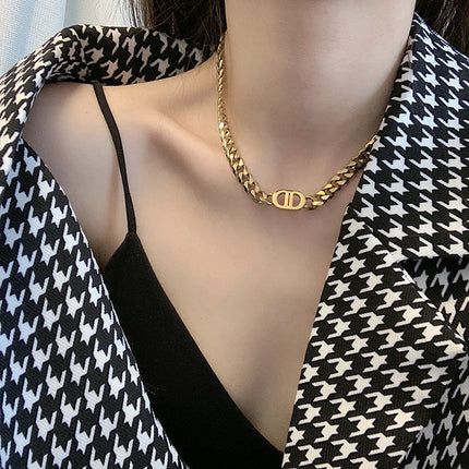 European and American Internet Celebrity Gold Thick Chain Double D Alloy Short Necklace Personalized Hip Hop Style Advanced Necklace Chain Accessories