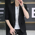 Black / M