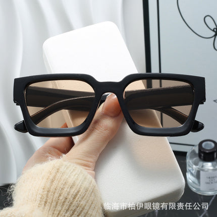Korean Retro Frame Sunglasses for Women, Square Frame, Thick Edge, Simple Sunglasses, Concave Shape, Business Sunglasses 2025