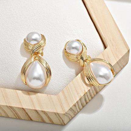 Vintage Second-Hand Pearl Silver Needle Earrings, French-Style Light Luxury Fashion Creative Water Drop Glass Vintage Earrings