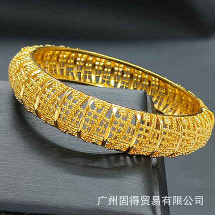 24K Gold Dubai Stereo Carved Buckle Bracelet Non-Fading Women's Middle East Dubai Jewelry Vietnamese Sand Gold Bracelet