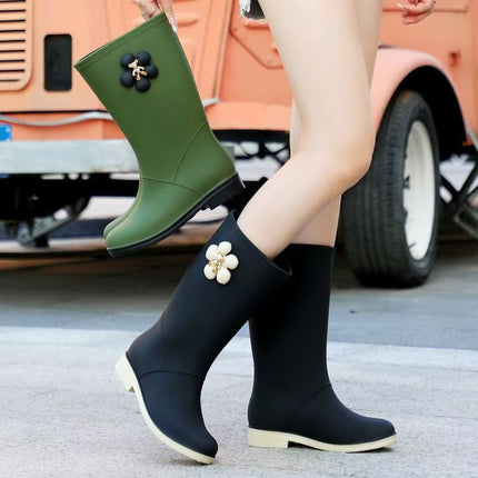 Fashion New Women's Rain Boots High Tube Korean Version Non-Slip Rain Boots Long Tube Outdoor Water Boots Fashion Versatile Rubber Shoes Wholesale