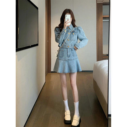 2025 Early Autumn New Women's Clothing Hong Kong Style Retro Denim Loose Short Jacket High Waist Slim Skirt Two-Piece Suit
