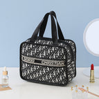 Portable cosmetic bag [medium size]