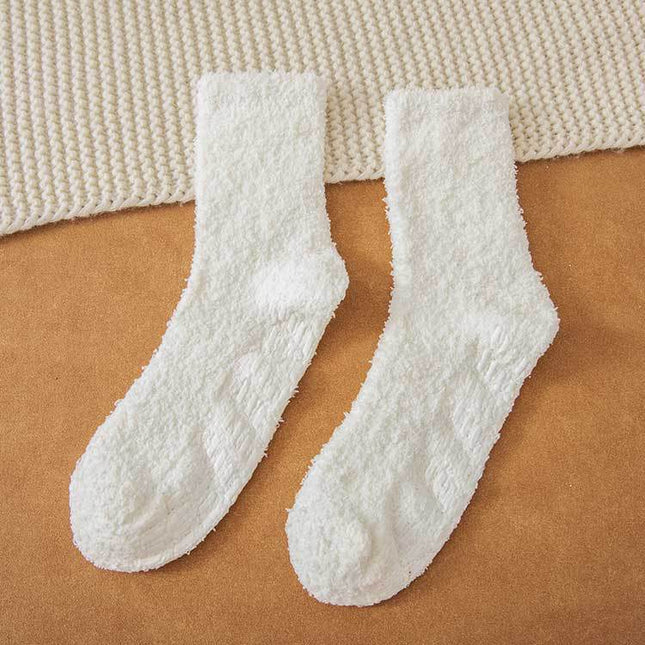 Hair-free coral velvet socks for men and women solid color non-slip adhesive socks for autumn and winter warm towel half velvet floor socks for cross-border