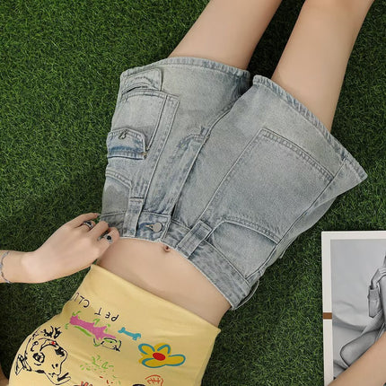 2025 Denim Shorts Women's Summer Loose Niche Design High-Waisted A-Line Workwear Multi-Flap Pocket Pants Women's Super Shorts
