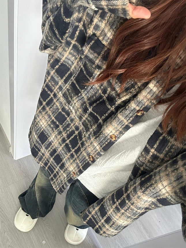 2025 Autumn and Winter Brushed Plaid Shirt Jacket Women's Loose Casual Flesh-Covering Lazy Style Mid-Length Shirt Cardigan
