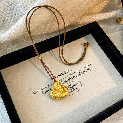 Gold-Plated Necklace for Women, Vintage Fashion Versatile Pendant with a High-End Design Sweater Chain Clothing Accessory