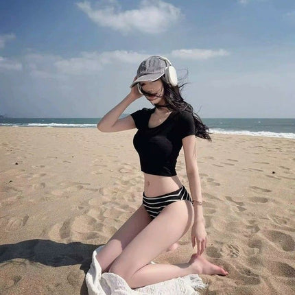Source manufacturers swimsuit women's hot spring sexy pure high beautiful triangle cup bikini vacation three-piece set