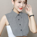 Black and white pointed collar