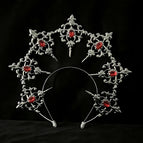 Black pointed inside + red diamond