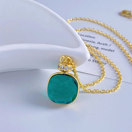 Creative original design perfume bottle crystal single flower necklace earrings cross-border explosive fire artificial spar necklace earrings