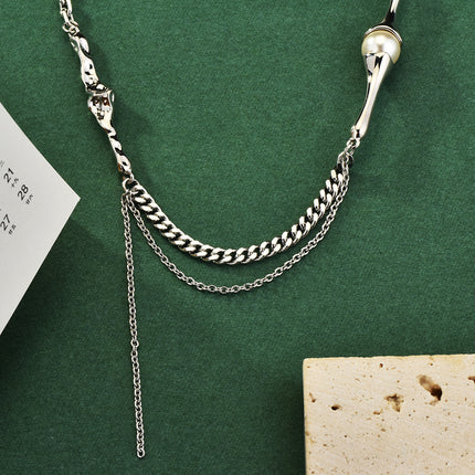 Factory direct pearl tassel personality star mans tassel necklace women's niche light luxury temperament neck chain all-match autumn and winter chain