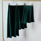 Long (to ankle) sapphire green / Xs recommends 42-47kg