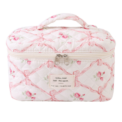 New Cotton Large Capacity Cosmetic Bag Women's Niche Portable Wash Storage Bag Cross-border Small Floral Cute Quilted Bag
