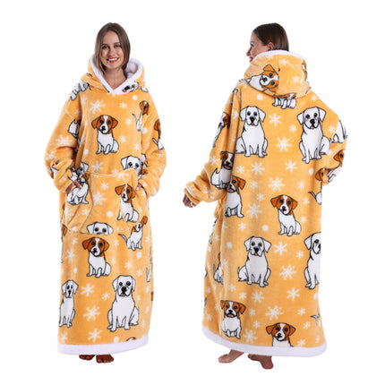 A generation of new fruit products lazy pajamas TV blanket embroidered hooded nightgown loose wear men's and women's bathrobes