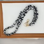 Black and white cream (bright gold)