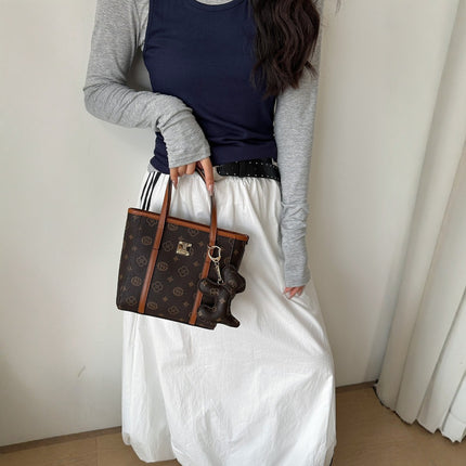 Fashion Simple Mobile Phone Bag for Women 2025 New Doll Handbag Trendy Versatile Casual Shoulder Crossbody Bag Pendant