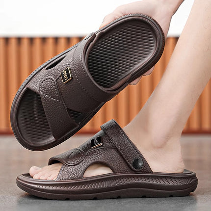 Men's Summer Casual Soft-Soled Dad Leather Slippers for Outdoor Driving and Casual Sandals