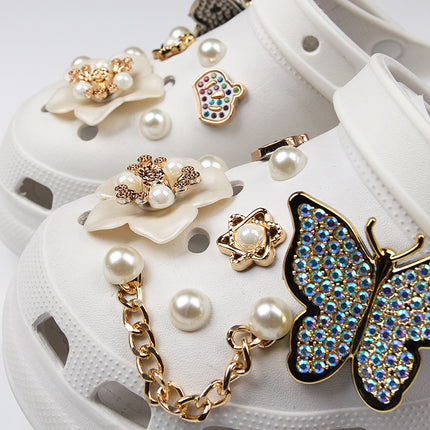Cross-Border New Model Suitable for Hole Shoe Accessories DIY Shoe Buckle Pearl Chain Butterfly Decoration Removable Shoe Buckle