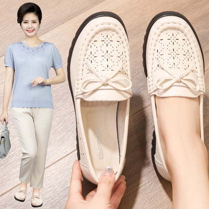 Mom's Shoes, Single Shoes for Middle-Aged and Elderly, Breathable Leather Shoes, 2026 Summer Perforated Shoes for Middle-Aged, Soft-Soled Comfortable Women's Non-Slip Sandals