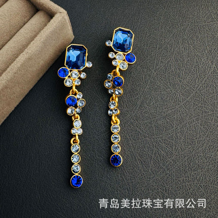 Oscar De La Renta European and American Retro Old Long Exaggerated Shoulder Sweep Ear Clip Elegant Niche Design