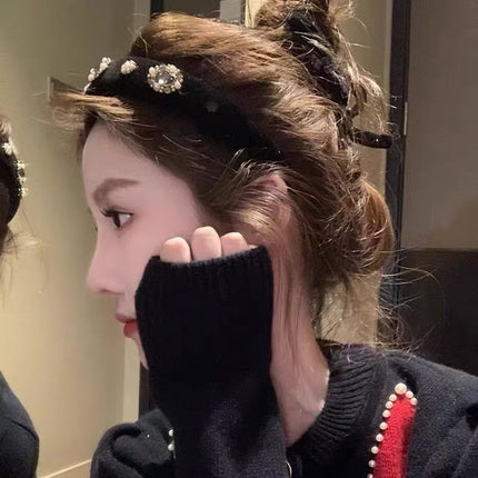 Black Velvet Rhinestone Pearl Headband Luxury High-End Hair Accessory New Style with Rhinestone Embellishments