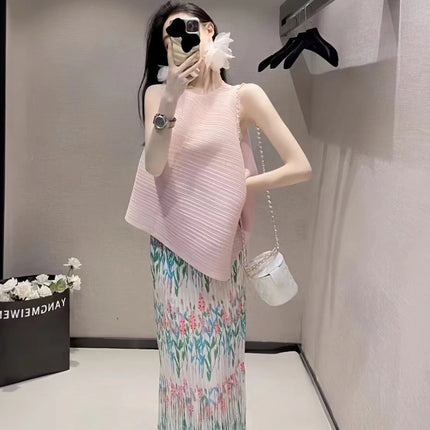 Fashionable Age-Reducing Two-Piece Set for Women, Miyake Sleeveless Top, Pleated Tassel Skirt Suit, Women's Matching Set