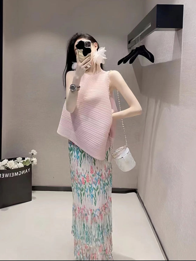 Fashionable Age-Reducing Two-Piece Set for Women, Miyake Sleeveless Top, Pleated Tassel Skirt Suit, Women's Matching Set