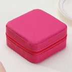 Dark pink / Dark green