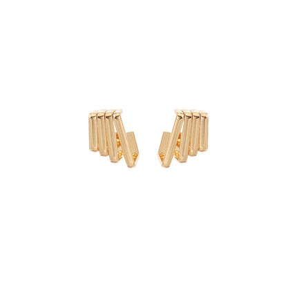 European and American light luxury high-end metal style simple personality earrings women's retro flower pearl hollow love earrings