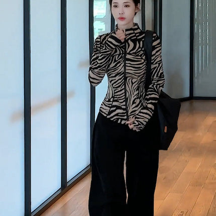 This Year's Casual Zip-Up Cardigan Slim-Fit Jacket and Straight-Leg Pants Two-Piece Set for Women, Spring and Autumn Korean Style, Fashionable and Versatile