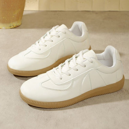 Sports Casual Shoes Soft Sole Shoes for Women 2025 Summer New Versatile Breathable White Shoes Flat Retro Moral Training Shoes
