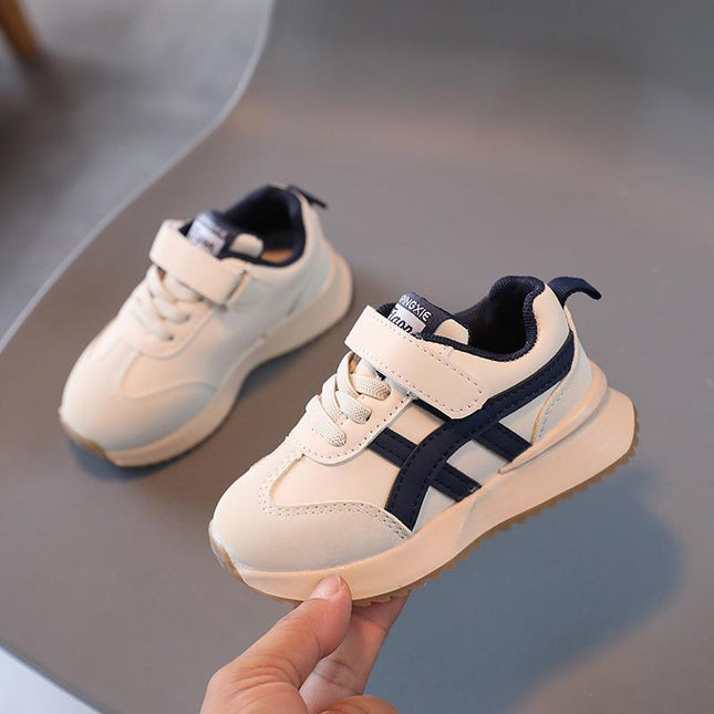 2026 Autumn and Winter Children's Sports Shoes Boys' Dad Shoes Soft Sole Student Running Shoes Breathable and Comfortable Autumn Style