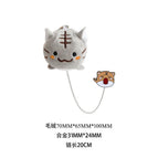 Gray plush chain brooch