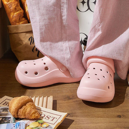Croc Shoes for Women to Wear Outside in Summer, Comfortable, Fashionable and Versatile for Home, Cartoon, Simple, Retro, Lightweight, Non-Slip, Increased Speed and Quick Drying